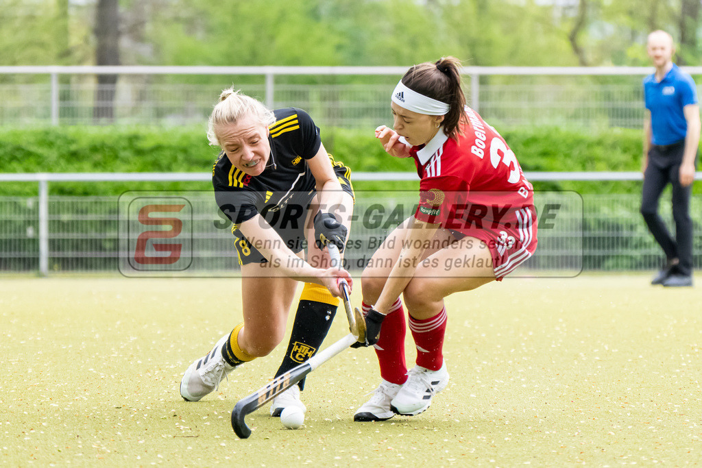 HK_20240407_100125 | 1. Bundesliga Hockey Damen Rot-Weiss Köln - Harvestehuder THC am 7.4.2024 Rot-Weiss Köln, Köln , Saenger Laura ( Harvestehuder THC #8 ) , Emma Boermanns ( Rot-Weiss Köln #33 )