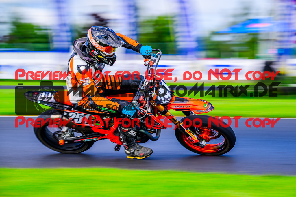 MaZZes_FotoMatrix_240713_6021986_3257 | S2