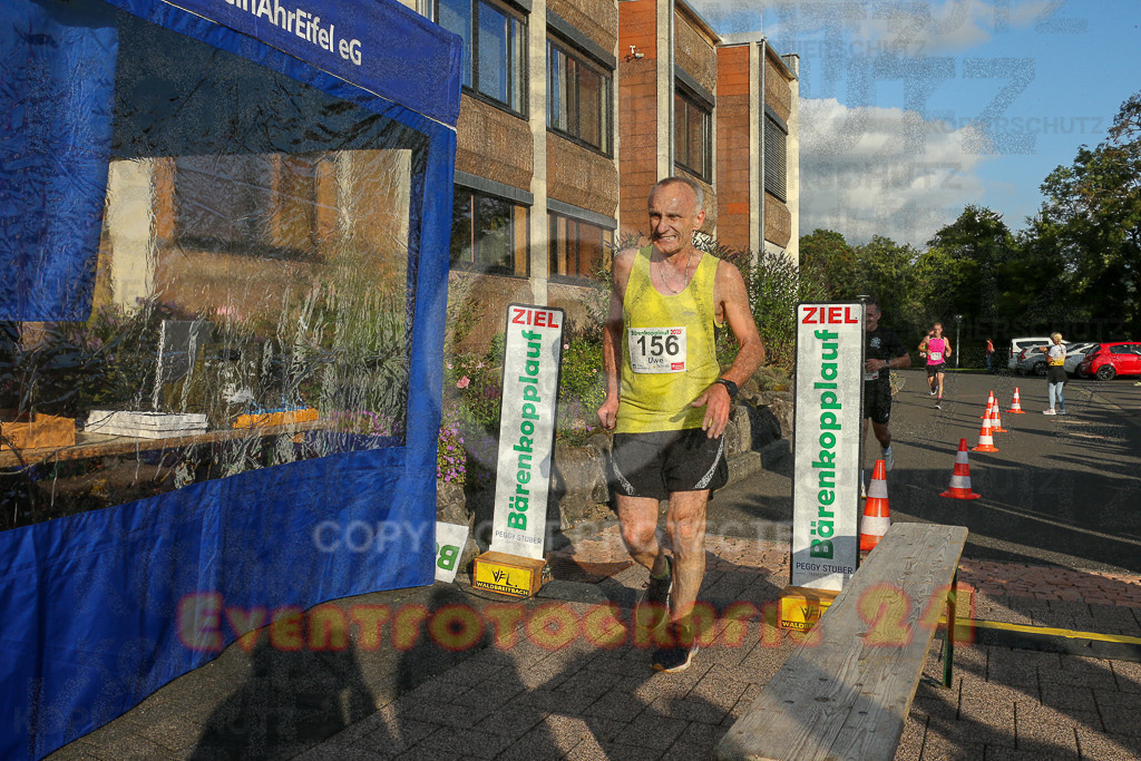 250801_1918_EX1_7584 | Sportfotografie im Rhein-Sieg Kreis, Köln, Bonn, NRW, Rheinland Pfalz, Hessen, etc. Unser Tätigkeitsfeld umfasst den Laufsport vom Volkslauf über den Marathon, Duathlon, Triathon bis zum Ultralauf wie Kölnpfad Ultra oder Schindertrail.