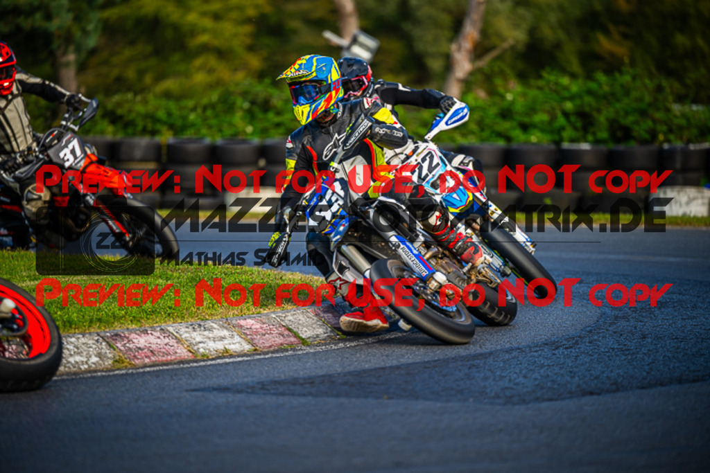 MaZZes_FotoMatrix_230916_8829 | S4