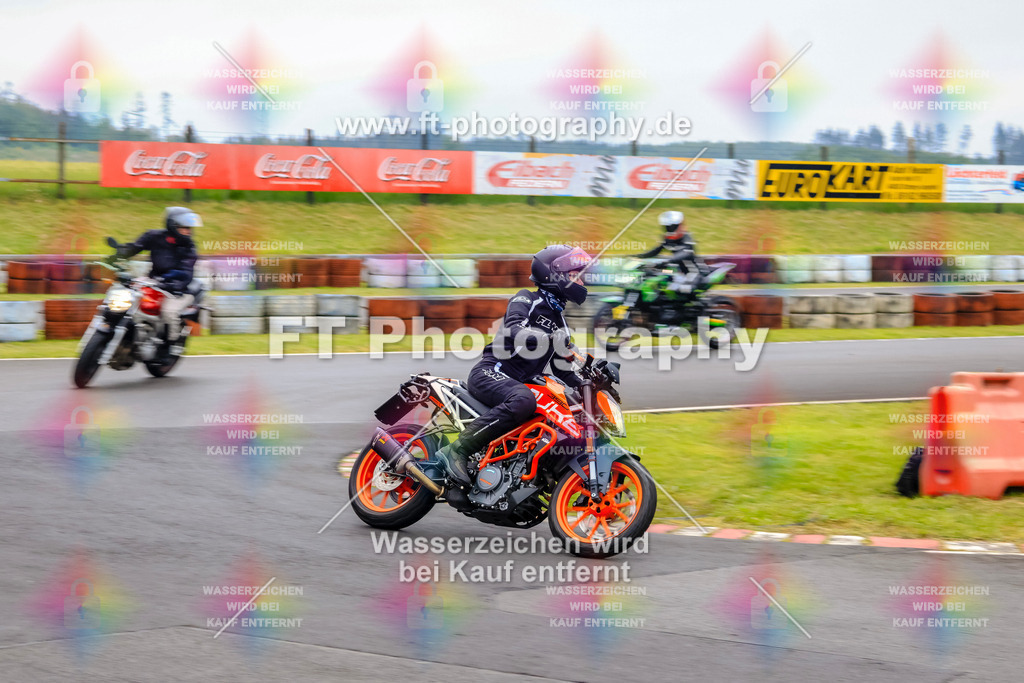 OBK-5346 | Hier findet Ihr Bilder von Touristenfahrten auf der Nürburgring Nordschleife oder von anderen Veranstaltungen die ich besucht habe. Viel Spass beim Durch Schauen 