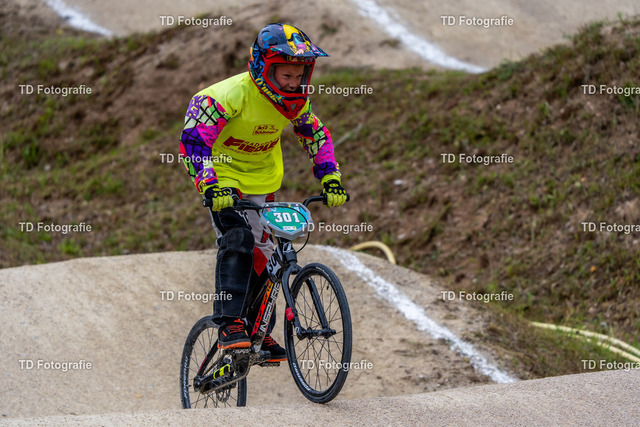 BayBMX2026-05336 | Fotogalerie von Thomas Dettweiler mit Eventbildern und lizenzfreien Fotos. Perfekt als Wandbild, für Büro, Website oder private Nutzung. - Realisiert mit Pictrs.com