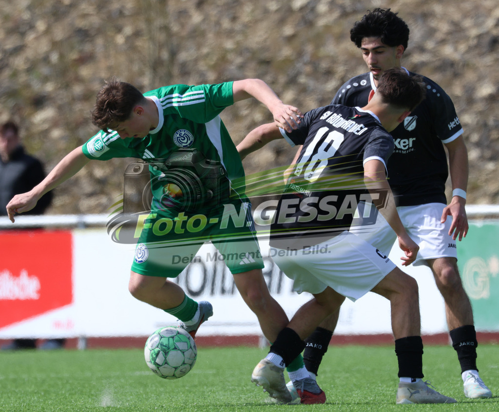 SV Rödinghausen - MSV Duisburg | Auf dem Bild zu sehen: schwarz SV Rödinghausen ; grün MSV Duisburg: SV Rödinghausen, MSV Duisburg, Saison 25/26, A-Jugend, Testspiel, Rödinghausen, Deutschland - Realisiert mit Pictrs.com