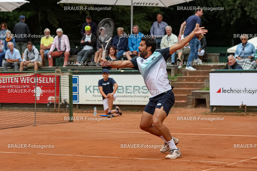 HTC Blau-Weiß Krefeld - LTTC Rot-Weiß Berlin  | Krefeld, Deutschland 21.07.2023, Federico Gaio (HTC Blau-Weiß Krefeld) gegen Alvaro Lopez San Martin (LTTC Rot-Weiss Berlin) ,

bei der 2. Tennis Bundesliga Nord Begegnung zwischen HTC Blau-Weiß Krefeld und LTTC Rot-Weiß Berlin am 21.07.2023 in Krefeld.

(Foto: BRAUER-Fotoagentur)
 
