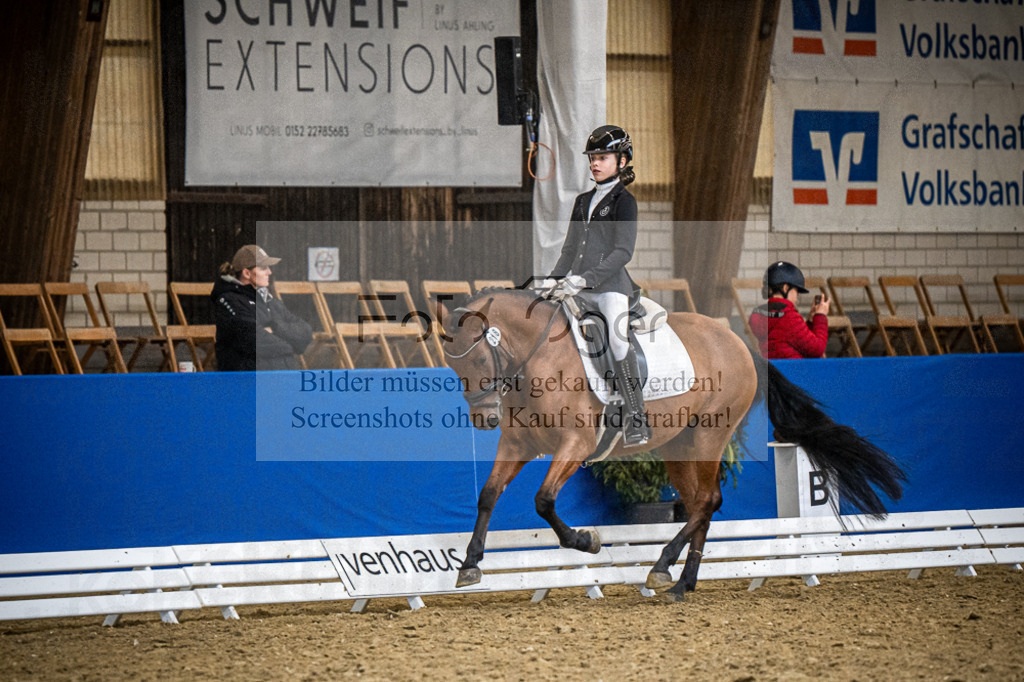 DOS_4521 | Entdecke hochwertige Reitturnierfotos von Foto Oger. Professionell, emotional und authentisch – jetzt Lieblingsmomente im Shop bestellen.Deutschlandweite Turnierfotografie. - Realisiert mit Pictrs.com