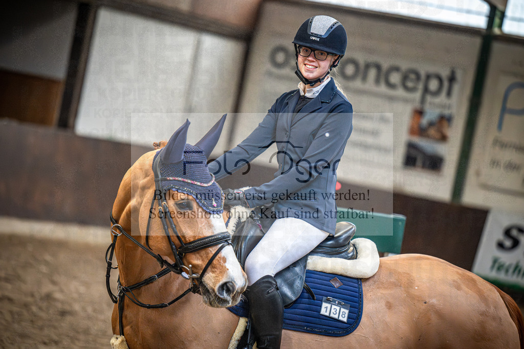 DOS_0014 | Entdecke hochwertige Reitturnierfotos von Foto Oger. Professionell, emotional und authentisch – jetzt Lieblingsmomente im Shop bestellen.Deutschlandweite Turnierfotografie. - Realisiert mit Pictrs.com