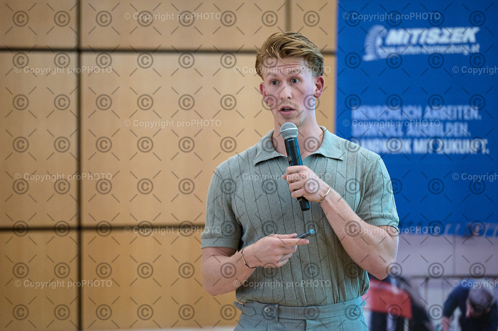 323_202509_EmployerBranding_NZ6_0311 | proPHOTO - Realisiert mit Pictrs.com