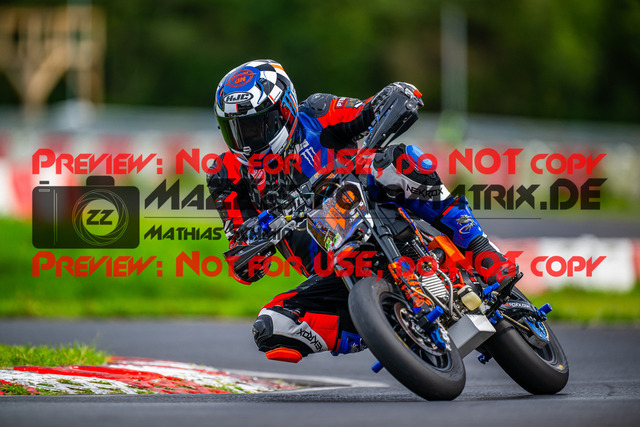 MaZZes_FotoMatrix_230824_0197 | Fotograf Mathias Schmid
Sportfotograf,
Eventfotograf,
Hochzeitsfotograf,
Portraitfotograf