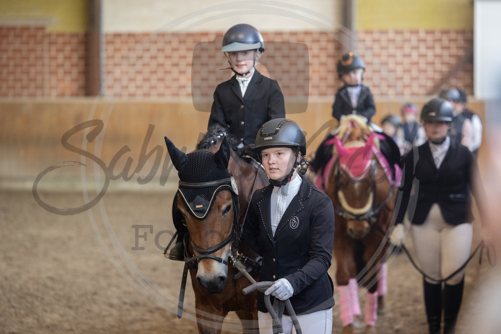 994A9470 | sabrinanicolaifotografie - Realisiert mit Pictrs.com