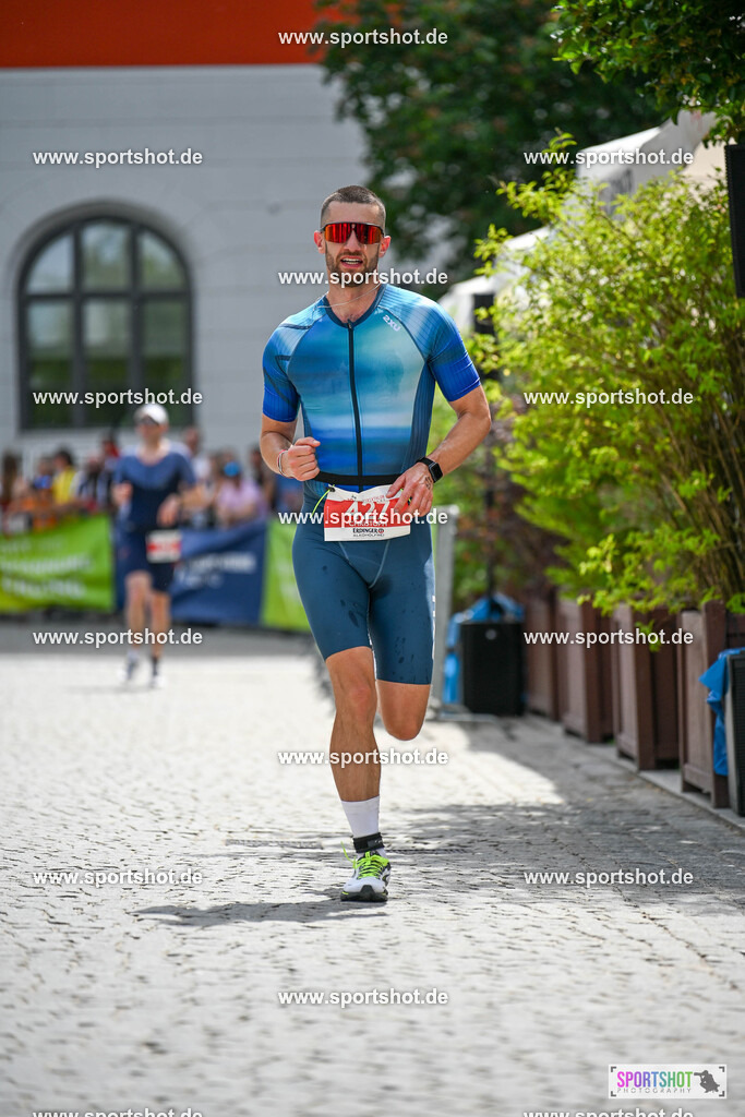SZI_8795 | Stadttriathlon Erding 2025. #yourpictrs #sportshot_your_pictrs @Sportshotphotography #stadttriathlonerding Copyright: www.sportshot.de