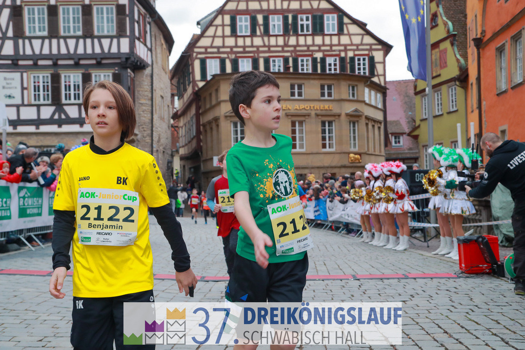 AOK JuniorCup 400m | 3Koenigslauf 2023 - Realisiert mit Pictrs.com