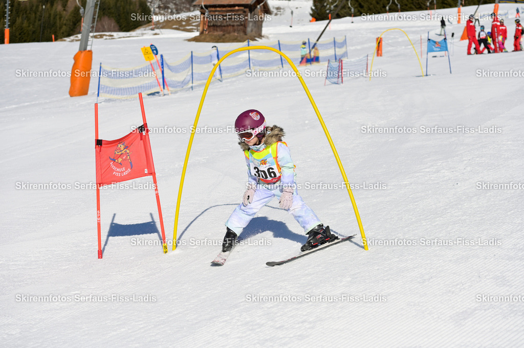 SRF_27.02.2026_013 | Skirennfotos,Serfaus,Fiss,Ladis,Kinderskirennen,Winter,Tirol,Oberland,skirace,SFL,feelfree,weil wir's genießen,ski,Ski,skifahren,Sonnenplateau, - Realisiert mit Pictrs.com