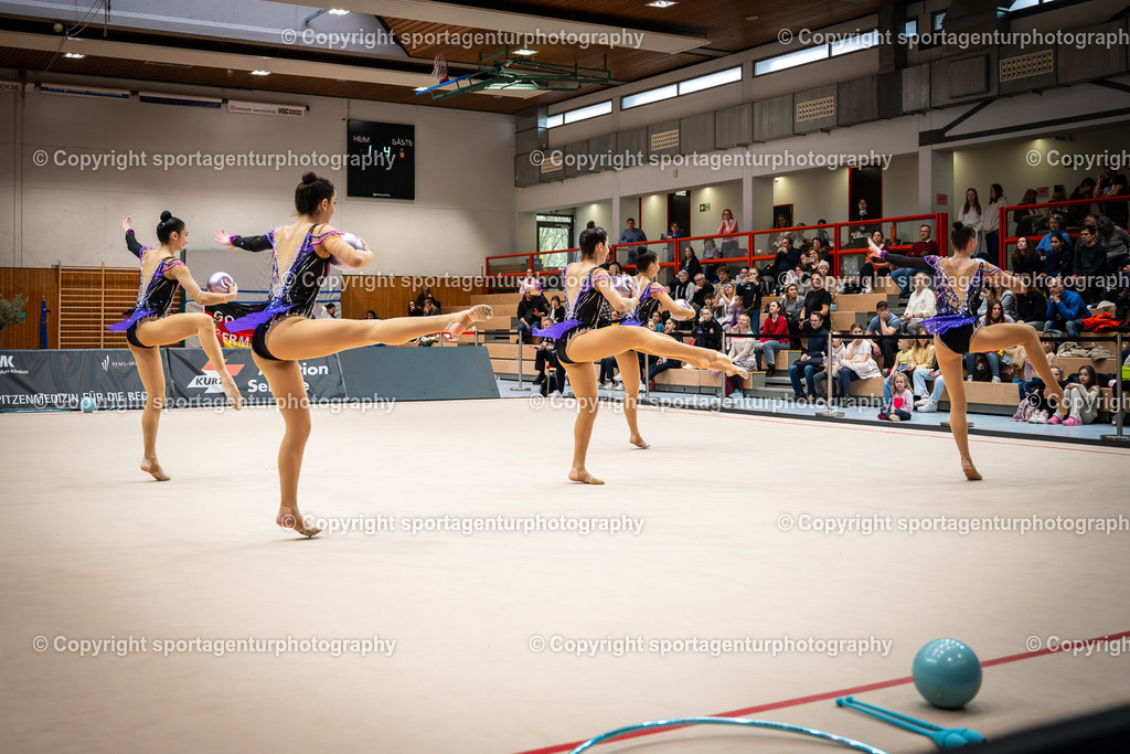 Z7B_0476 | UZB Team 5 Bälle Gymnastik International 2026 in der Sporthalle Schmiden in Fellbach (Deutschland).Foto: Klaus Gruber / sportagenturphotography - Realisiert mit Pictrs.com