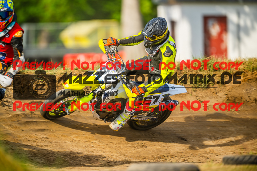 MaZZes_FotoMatrix_230701_6057 | S4