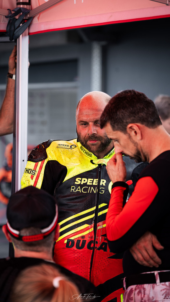 Ducati Trackday Hockenheimring 2026 | Entdecken Sie die faszinierende Welt von Alexander Tschuncky Arts: Kreative Fotografie, atemberaubende Automobilkunst und hochwertiger Bilderdruck. Lassen Sie sich inspirieren! - Realisiert mit Pictrs.com