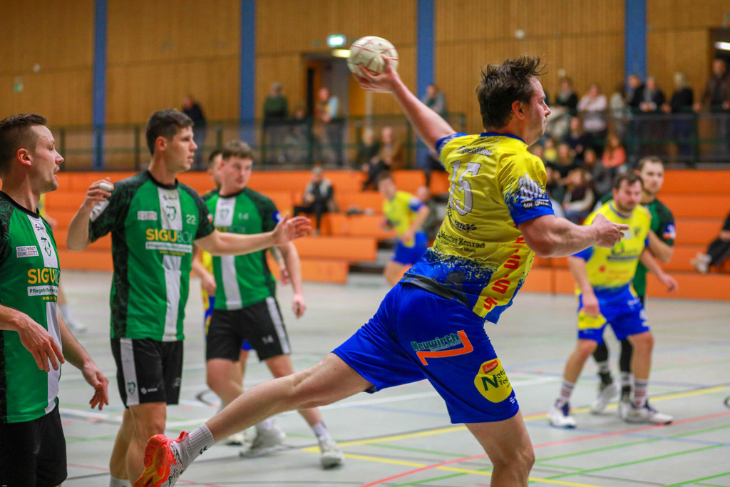 SVN_HcTvRhede_131225_105 | Bildergalerie von Sport-Ereignissen aber auch von weiteren spannenden Dingen - nicht nur vom Niederrhein. In Anlehnung an den bekannten Spruch von Hanns Dieter Hüsch heißt das Motto: "Niederrhein ist überall".  - Realisiert mit Pictrs.com