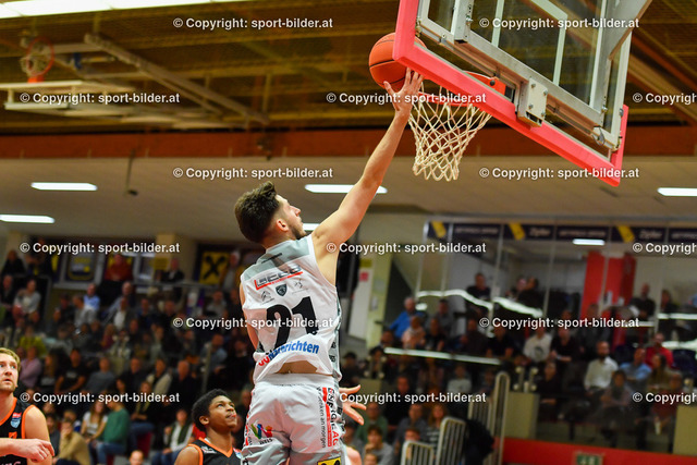 AUT, BSL, Basketball Flyers Wels vs BSC Panthers Fuerstenfeld | 05.11.2022, Raiffeisen Arena Wels, AUT, BSL, Flyers Wels vs BSC Panthers Fuerstenfeld, im Bild Elvir Jakupovic (Flyers)


// BSL, Basketball Super League Match between Raiffeisen  Flyers Wels vs BSC Panthers Fuerstenfeld in Wels, Austria on 2022/11/05