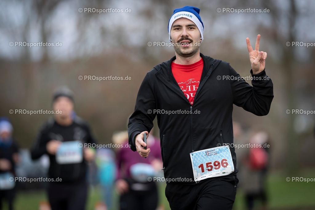 Bonner Nikolauslauf in Bonn, 08.12.2024 | Impressionen vom Bonner Nikolauslauf am 08.12.2024 in Bonn (Freizeitpark Rheinaue). Foto: BEAUTIFUL SPORTS/Axel Kohring