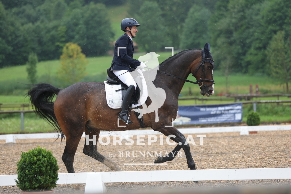 0P6A8109 | Willkommen bei Brunnmayr - Design & Fotografie – Ihrem Spezialisten für Reitturniere und Pferdeveranstaltungen in Oberösterreich, Salzburg und Bayern! Seit über 17 Jahren sind wir leidenschaftlich dabei.