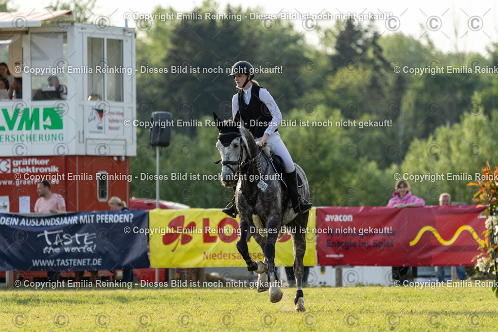 CL5A1218 | Emilia Reinking Fotografie - Realisiert mit Pictrs.com