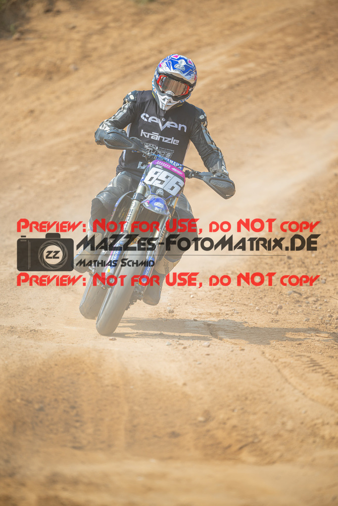 MaZZes-Fotomatrix-20260816-614702 | S2