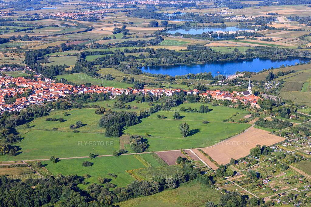 Luftbild: Hinterstädel von Westen in Jockgrim im Bundesland Rheinland-Pfalz in Deutschland. Foto: IMG_51756.jpg vom 18.08.2012 durch Werner Riehm/FLY-FOTO.de