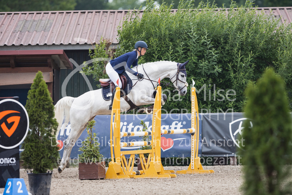 250610_Mühlen_SprPf-A2-256 | Deine schönsten Turniermomente als professionelle Fotos! Entdecke hochwertige Pferdesport-Fotografie im Online-Shop. Jetzt Fotos finden & bestellen!