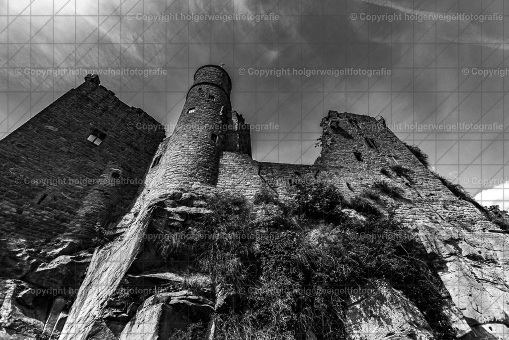 Ruin | Kaufen sie online außergewöhnliche Fotografien auf Leinwand Acrylglas Fotoprint Aludibond von holgerweigeltfotografie - Realisiert mit Pictrs.com