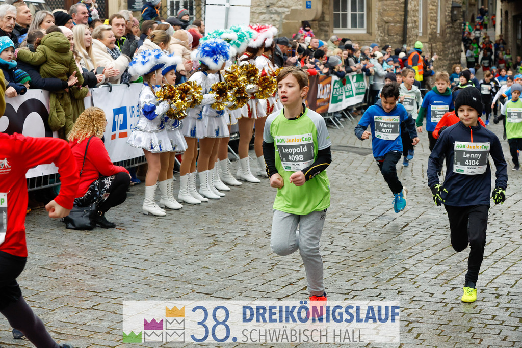 400m AOK Junior Cup | 3 Koenigslauf 2024 400m AOK Junior Cup - Realisiert mit Pictrs.com
