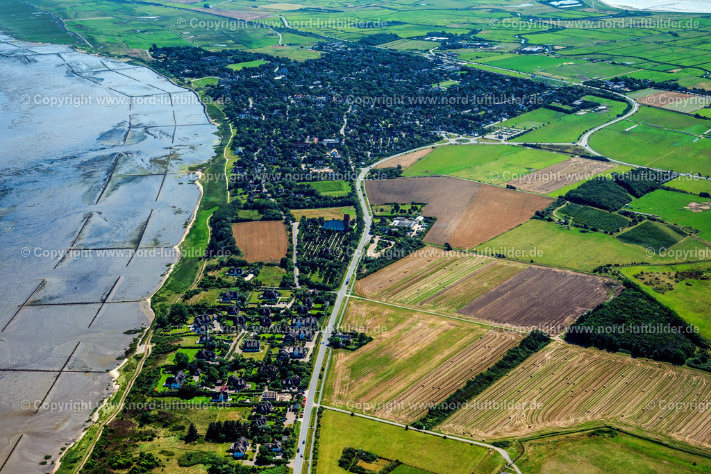 Sylt_Keitum_Klentertal_ELS_9412130825 | KEITUM 13.08.2025 Ortsansicht an der Meeres-Küste im Ortsteil Klentertal in Keitum auf der Insel Sylt im Bundesland Schleswig-Holstein, Deutschland. // Town view on the sea coast in the district Klentertal in Keitum on the island Sylt in the state Schleswig-Holstein, Germany. Foto: Martin Elsen