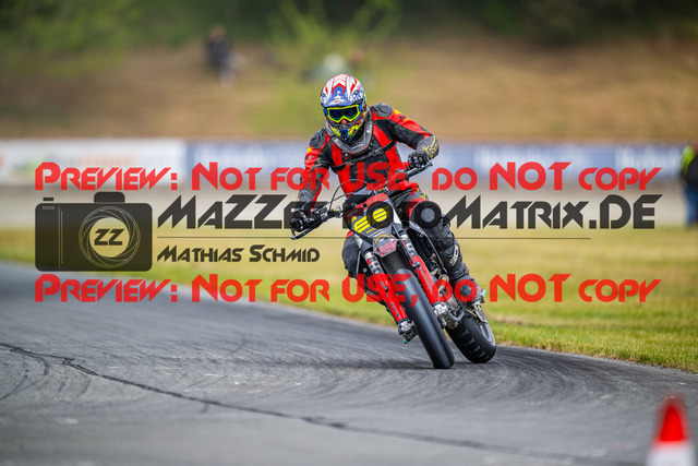 MaZZes_Fotomatrix_20250504_6007705_7115-2 | S1