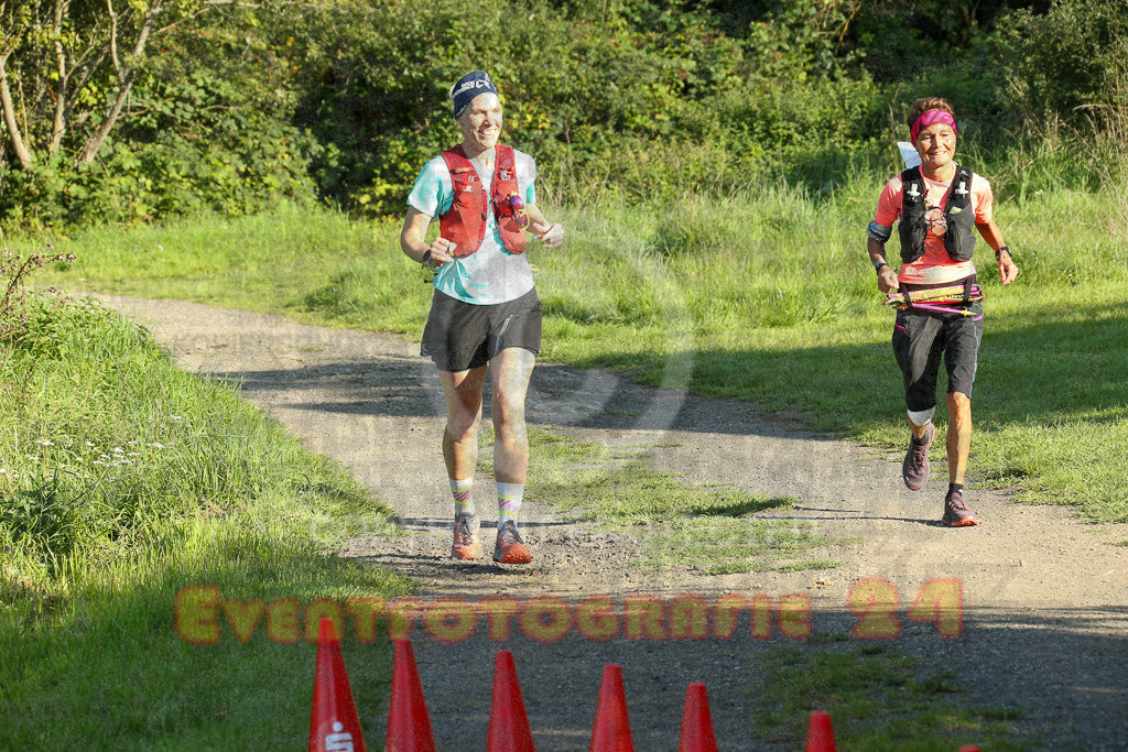 230826_1808_EX1_1804 | Sportfotografie im Rhein-Sieg Kreis, Köln, Bonn, NRW, Rheinland Pfalz, Hessen, etc. Unser Tätigkeitsfeld umfasst den Laufsport vom Volkslauf über den Marathon, Duathlon, Triathon bis zum Ultralauf wie Kölnpfad Ultra oder Schindertrail.