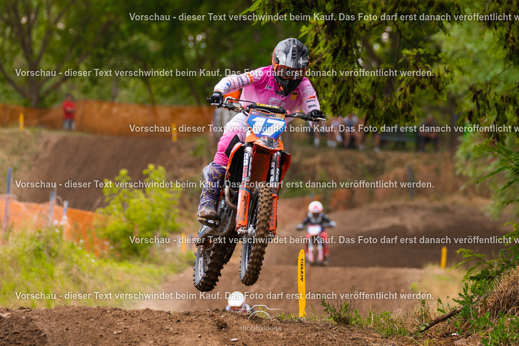 07_05_BernauerSchleife-8074 | Sportfotografin aus Berlin-Brandenburg mit Fokus auf Motocross. Ich halte deine sportliche Leistung und echte Emotionen auf und neben der Strecke professionell fest. Entdecke die Fotos von deinem Rennen und bestelle sie direkt hier im Shop.