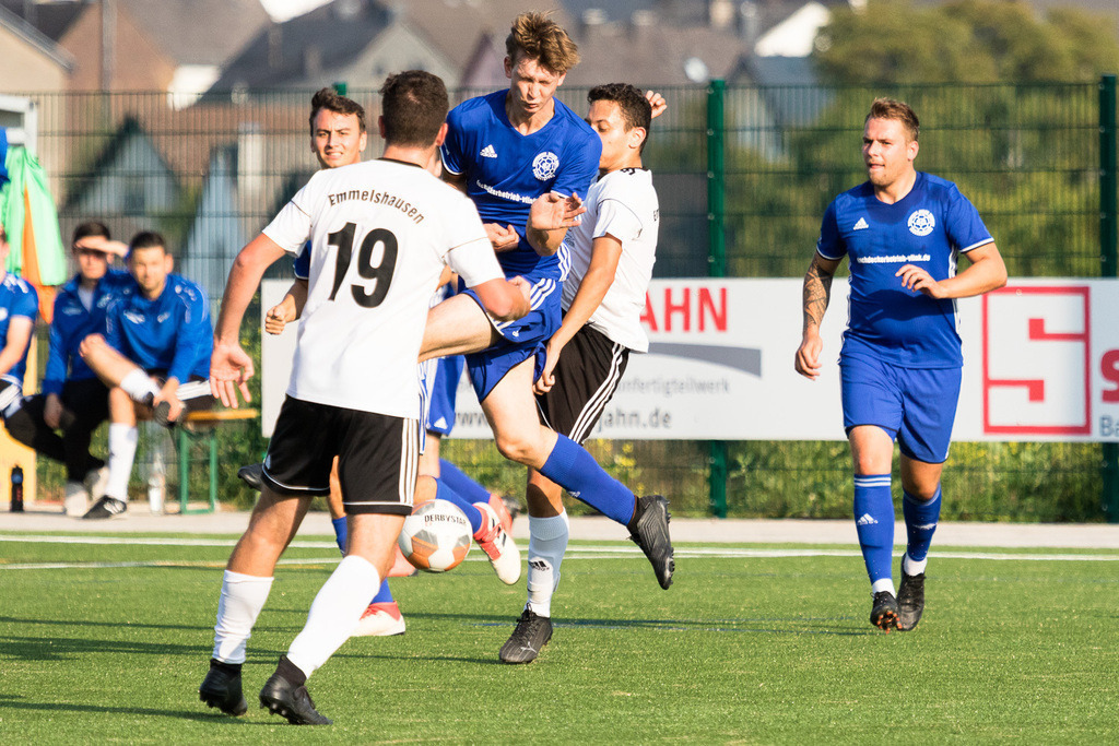 SG Morshausen - TSV Emmelshausen II | Sportfotografie Hermann-Josef Stoffel - Realisiert mit Pictrs.com