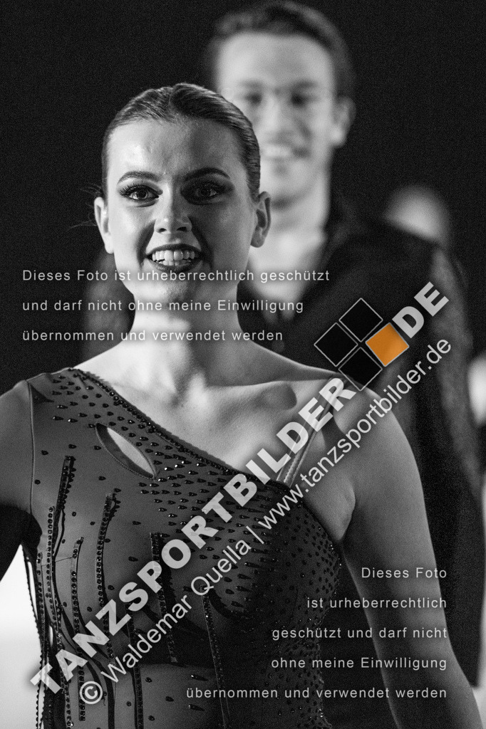 20250503-00301 | Hier finden Sie Tanz Bilder vom Latein und Standard Formationen tanzen. Sportbilder vom Tanzsport. Schöne Fotos und von Weltmeisterschaft, Europameisterschaft, Bundesliga, Regionalliga, Oberliga und Landesliga sowie von GOC Stuttgart, DanceComp, WM Bremen