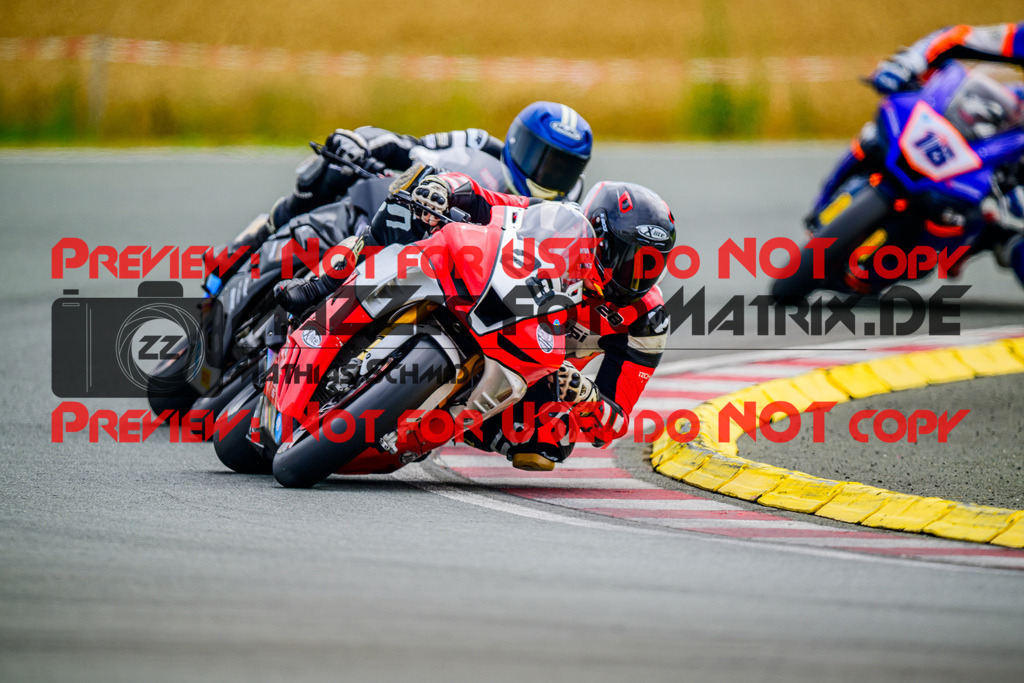 MaZZes_FotoMatrix_240727_6007705_1125 | STK