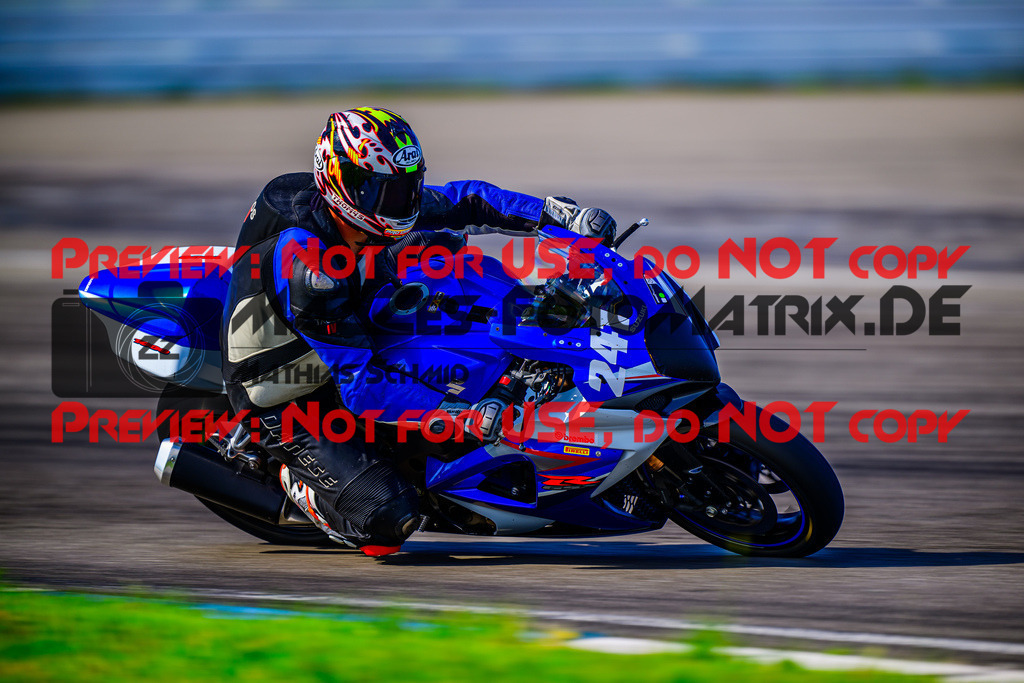 MaZZes_FotoMatrix_240520_6021986_2390 | WEISS