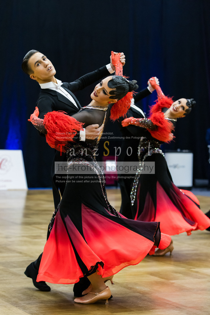 20260314_BL1_Std-Formationen_Nbg3358 | Tanzsportbilder, Standardtanz, Lateintanz, WDSF, DTV, LTVB, dancecomp, goc, hessen tanzt, blaues band der spree, walzer, tango, wiener walzer, slowfox, quickstepp, samba, rumba, cha-cha-cha, paso doble. jive, hd-kroft photography, turniertanzsport