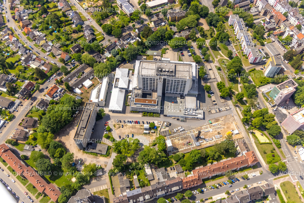 Herne220503223 | Luftbild, Baustelle für Parkhaus am Marienhospital Herne, Klinikum der Ruhr-Universität Bochum, Herne-Mitte, Herne, Ruhrgebiet, Nordrhein-Westfalen, Deutschland