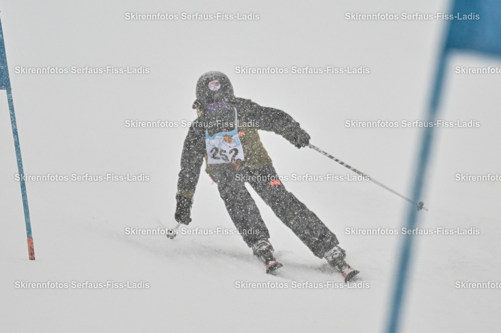 SRF_19.02.2026_0451 | SRF_19.02.2026_0451 - Realisiert mit Pictrs.com