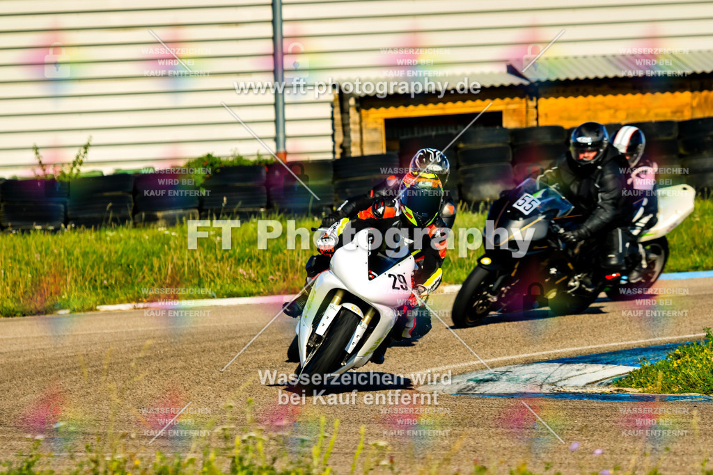 029-1277 | Hier findet Ihr Bilder von Touristenfahrten auf der Nürburgring Nordschleife oder von anderen Veranstaltungen die ich besucht habe. Viel Spass beim Durch Schauen 