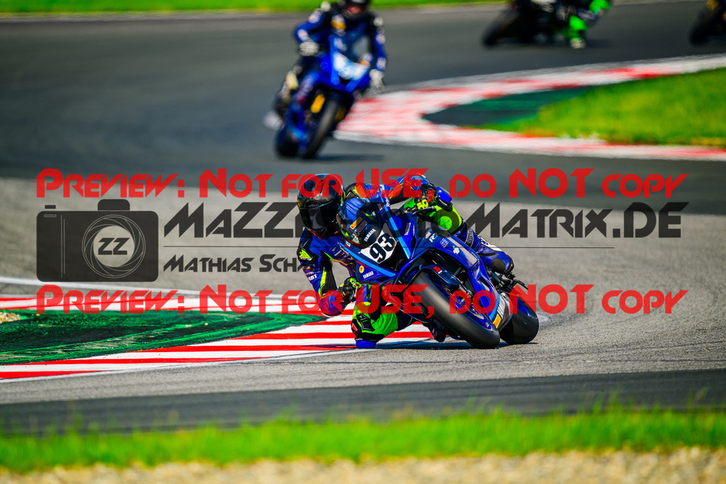 MaZZes_FotoMatrix_240601_6007705_2224 | R7