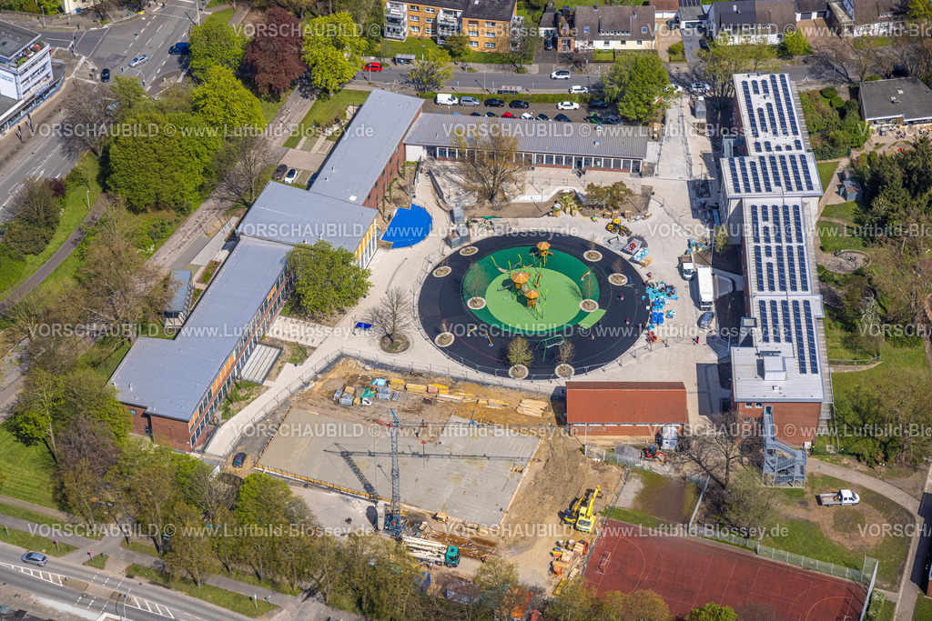 Herne230403232Ost | Luftbild, Kolibri-Schule, Stadtteilzentrum H2Ö, kreisförmiger Spielplatz, Solardach, Herne-Süd, Herne, Ruhrgebiet, Nordrhein-Westfalen, Deutschland