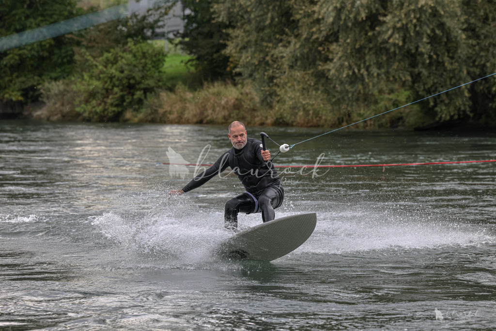 Closing Surf 2024 - 13. October 2024 | Closing Surf 2024Limmat, ZürichBild: Waltraud Blaurock | Blaurock Pix