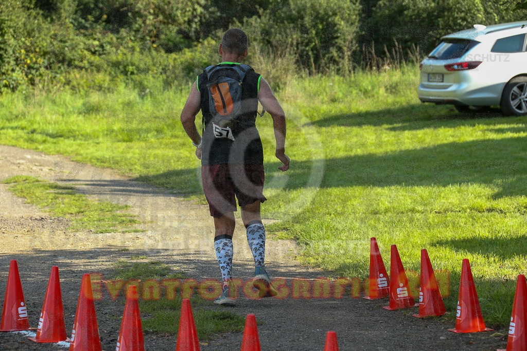 230826_1706_EX1_1663 | Sportfotografie im Rhein-Sieg Kreis, Köln, Bonn, NRW, Rheinland Pfalz, Hessen, etc. Unser Tätigkeitsfeld umfasst den Laufsport vom Volkslauf über den Marathon, Duathlon, Triathon bis zum Ultralauf wie Kölnpfad Ultra oder Schindertrail.