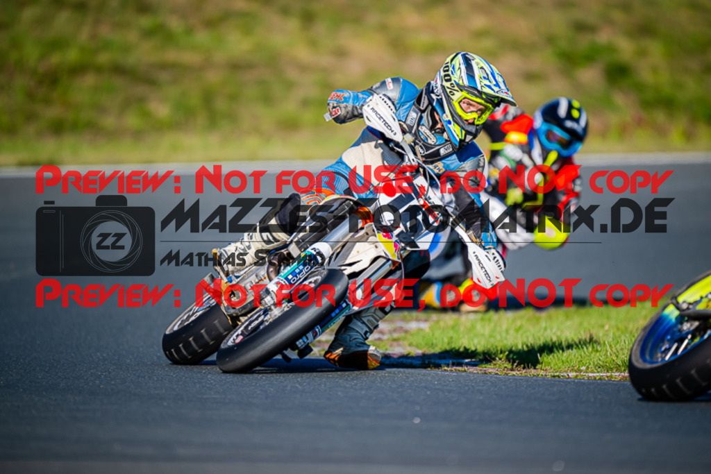 MaZZes_FotoMatrix_220904_5834 | S3