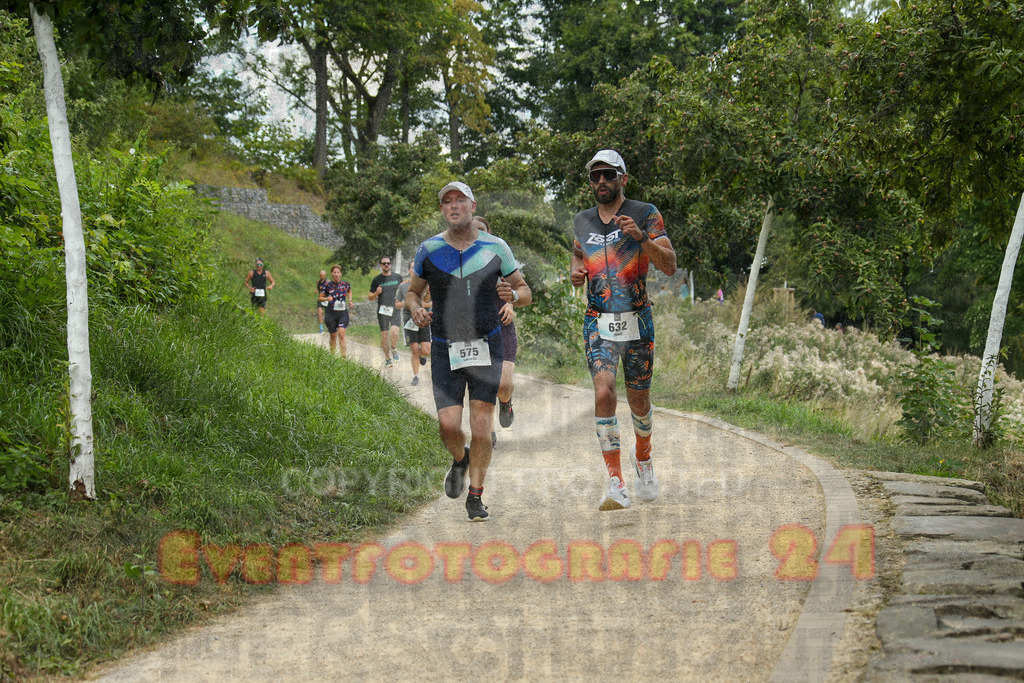 250824_1422_EX1_5981 | Sportfotografie im Rhein-Sieg Kreis, Köln, Bonn, NRW, Rheinland Pfalz, Hessen, etc. Unser Tätigkeitsfeld umfasst den Laufsport vom Volkslauf über den Marathon, Duathlon, Triathon bis zum Ultralauf wie Kölnpfad Ultra oder Schindertrail.