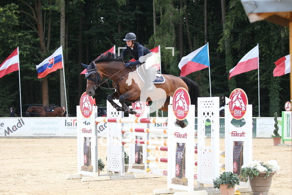 DL2Q8290 | Willkommen bei Brunnmayr - Design & Fotografie – Ihrem Spezialisten für Reitturniere und Pferdeveranstaltungen in Oberösterreich, Salzburg und Bayern! Seit über 17 Jahren sind wir leidenschaftlich dabei.