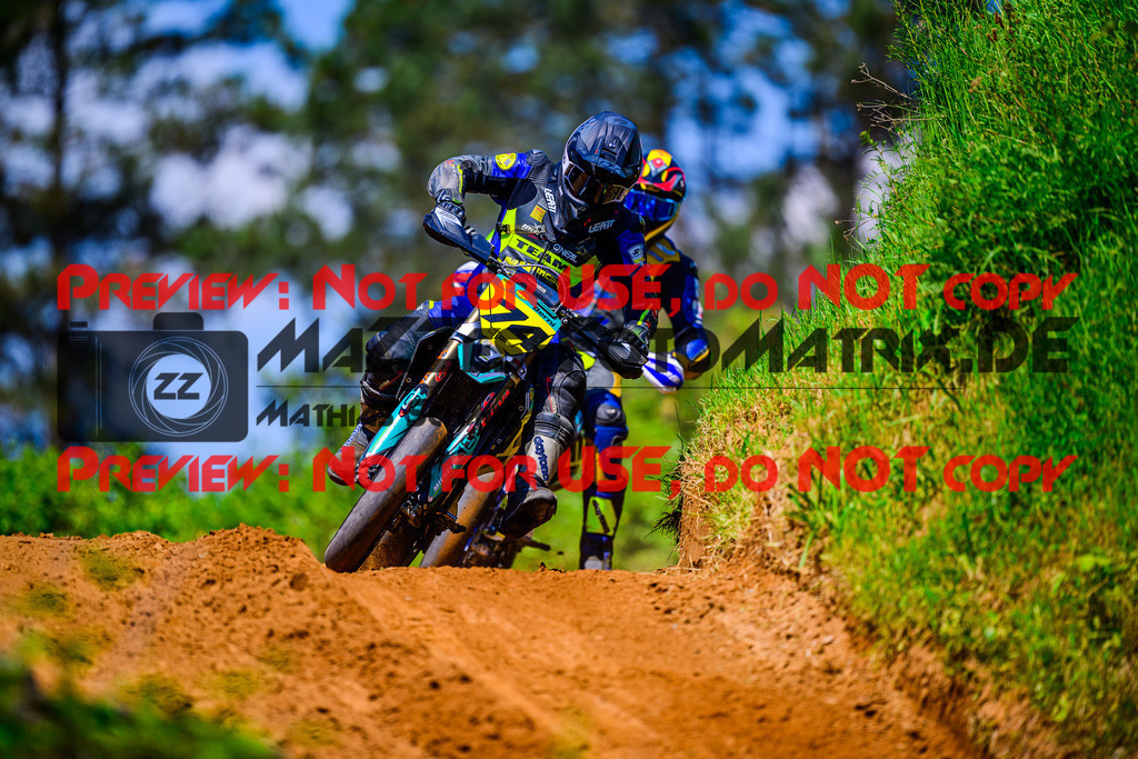 MaZZes_FotoMatrix_240512_6007705_9139 | S1