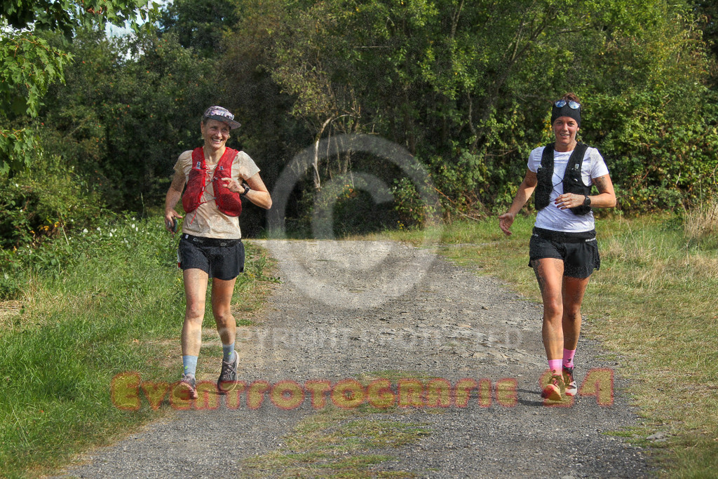 250830_1618_EV4_4660 | Sportfotografie im Rhein-Sieg Kreis, Köln, Bonn, NRW, Rheinland Pfalz, Hessen, etc. Unser Tätigkeitsfeld umfasst den Laufsport vom Volkslauf über den Marathon, Duathlon, Triathon bis zum Ultralauf wie Kölnpfad Ultra oder Schindertrail.